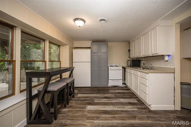 7529 Woodland Drive, Cedar Hill, MO 63016