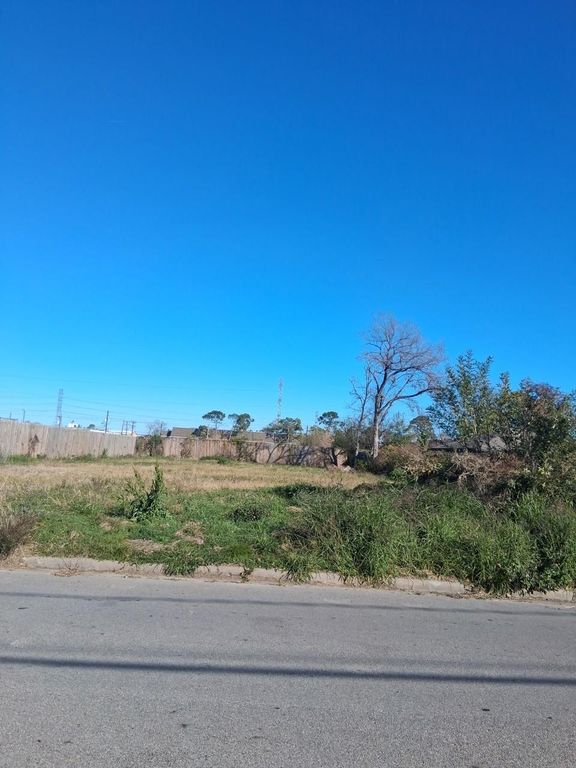 4602 Brookwoods Drive, Houston, TX 77092