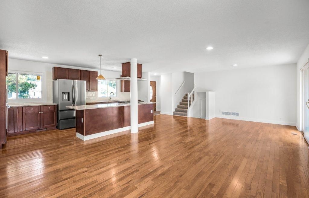 2958 Vanderbie Street, Little Canada, MN 55117 — photo 4