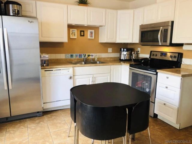 4183 Camino Lita, San Diego, CA 92122