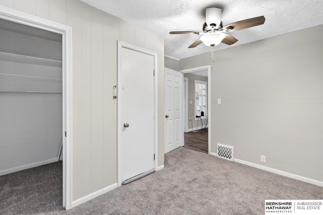 2619 Fort Street, Omaha, NE 68111