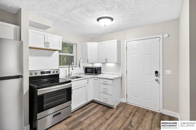 2619 Fort Street, Omaha, NE 68111