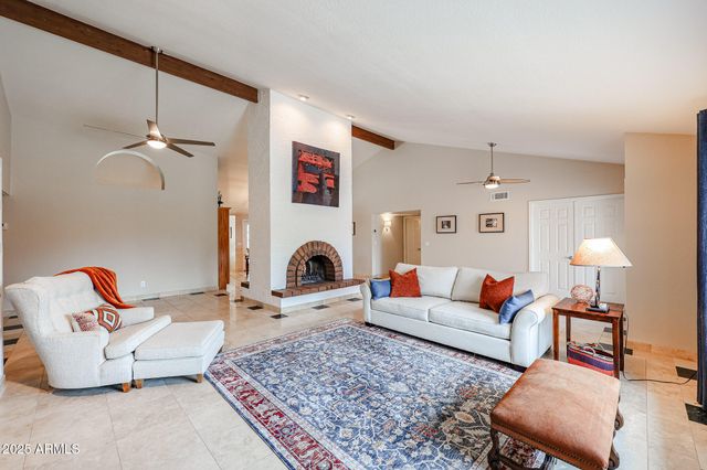 12448 N 76TH Street, Scottsdale, AZ 85260