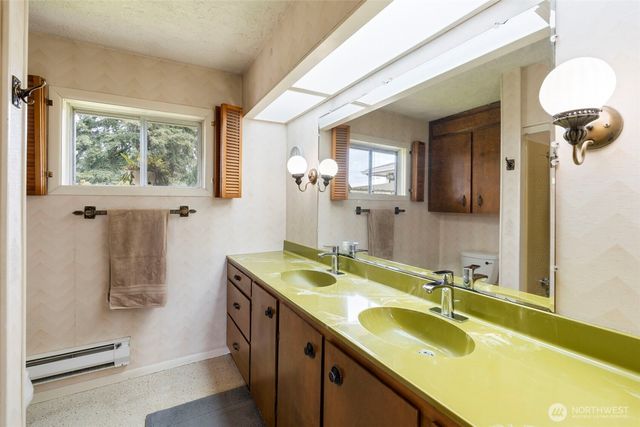 1553 Bishop Road, Chehalis, WA 98532