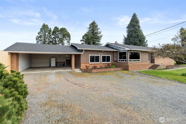 1553 Bishop Road, Chehalis, WA 98532