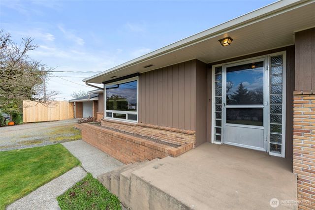 1553 Bishop Road, Chehalis, WA 98532