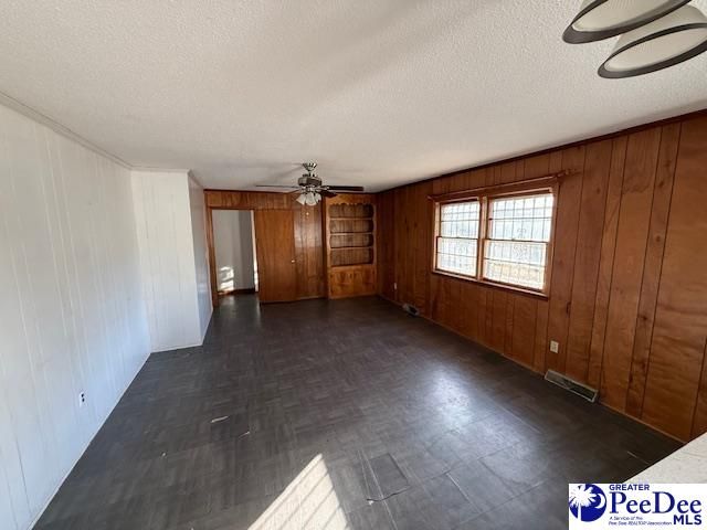 2260 Old Spring Rd, Lake City, SC 29560