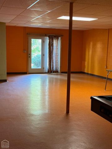 601 Hillview Drive, Paragould, AR 72450