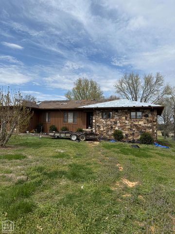 601 Hillview Drive, Paragould, AR 72450