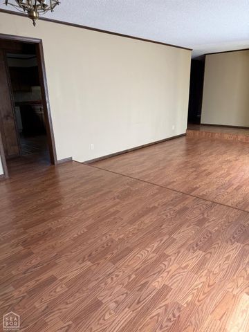 601 Hillview Drive, Paragould, AR 72450