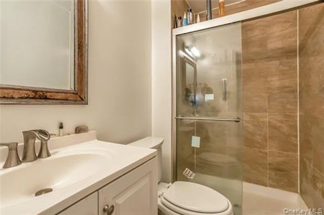 6 Manors Drive, Jericho, NY 11753