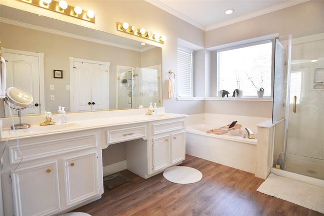 506 Windsor Drive, Friendswood, TX 77546