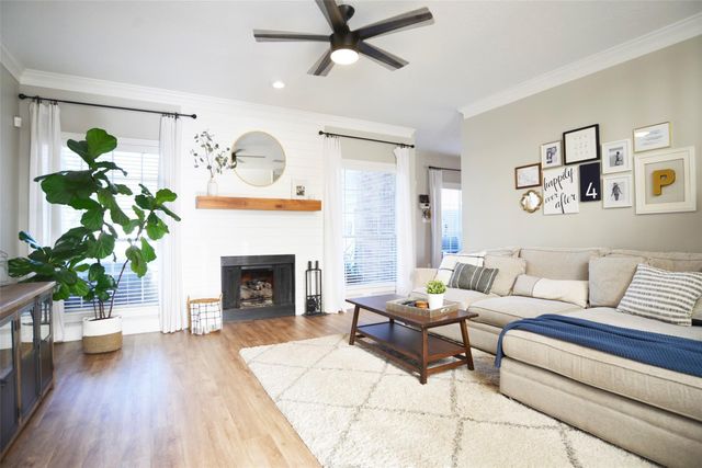 506 Windsor Drive, Friendswood, TX 77546