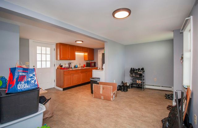 334 Massabesic Street, Manchester, NH 03103
