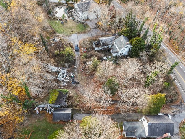 372 Main St, East Setauket, NY 11733