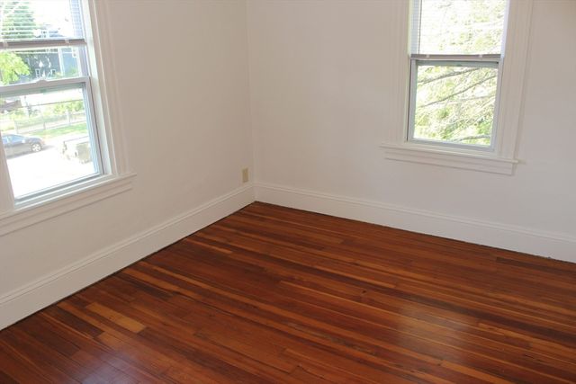 124 Dunham St 1, Attleboro, MA 02703