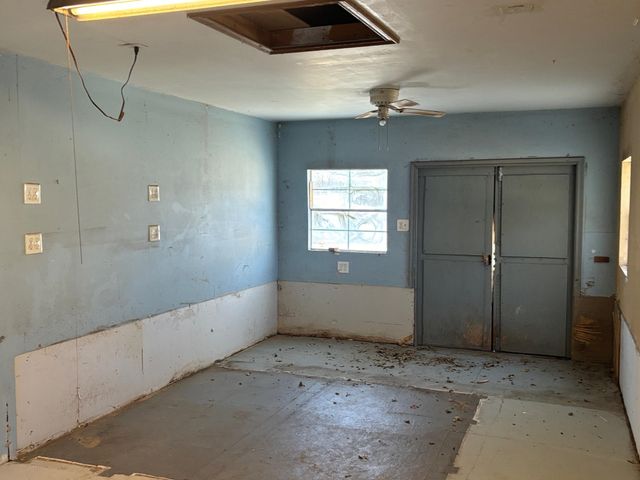 1863 S CHAUTAUQUA, Wichita, KS 67211