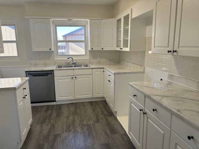 1863 S CHAUTAUQUA, Wichita, KS 67211