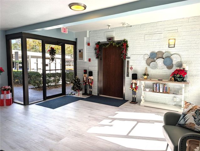 8198 TERRACE GARDEN DRIVE N 409, St Petersburg, FL 33709