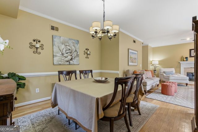 1073 Shady Valley Place, Atlanta, GA 30324