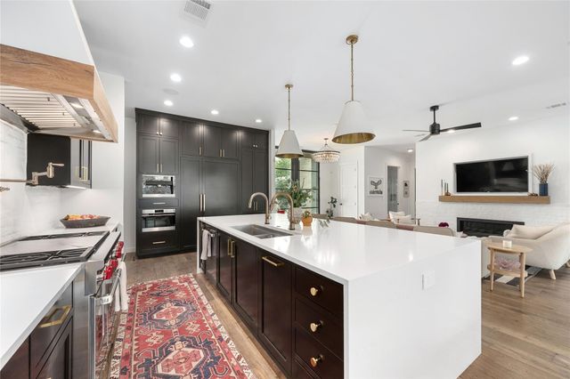 2021 Ford ST, Austin, TX 78704
