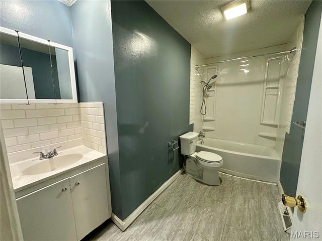 306 Cravens Street, Sikeston, MO 63801