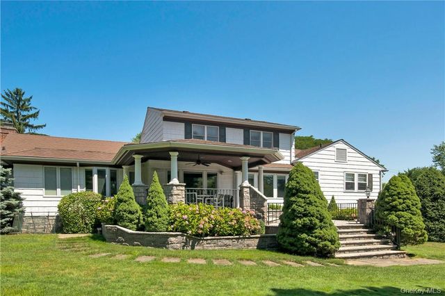 40 Meadow Road, Scarsdale, NY 10583