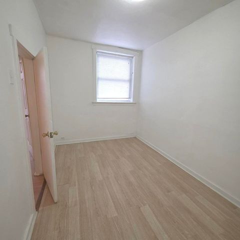 3301 W POTOMAC Avenue G, Chicago, IL 60651