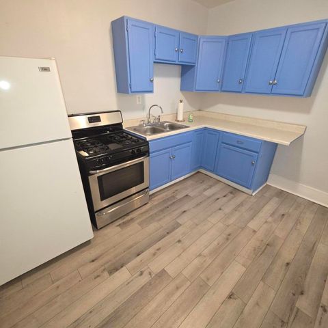 3301 W POTOMAC Avenue G, Chicago, IL 60651