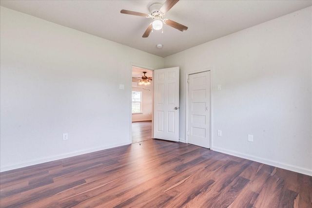 112 Gazley ST A, Smithville, TX 78957