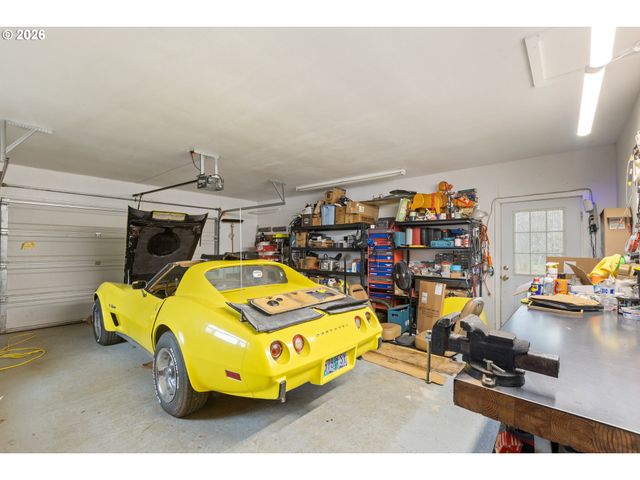 674 YOUNGS Ln, Roseburg, OR 97471