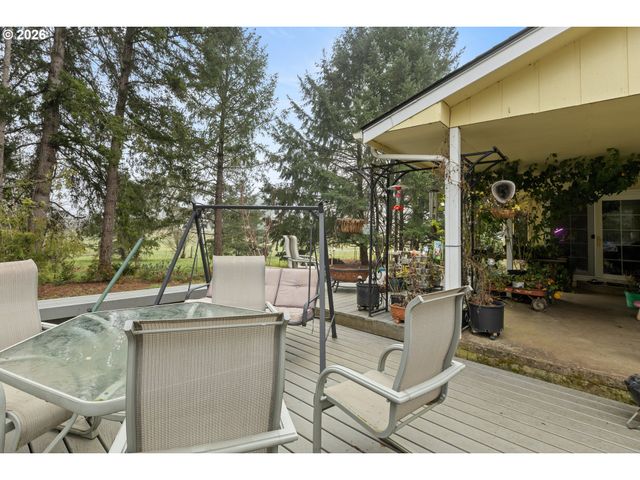 674 YOUNGS Ln, Roseburg, OR 97471