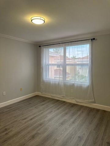 4151 EASTRIDGE Circle, Deerfield Beach, FL 33064