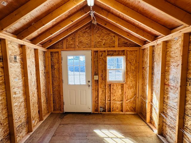 240 Mccarthy Ave, Chicopee, MA 01020