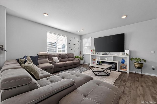 6220 Sherwood Avenue, Frederick, CO 80504
