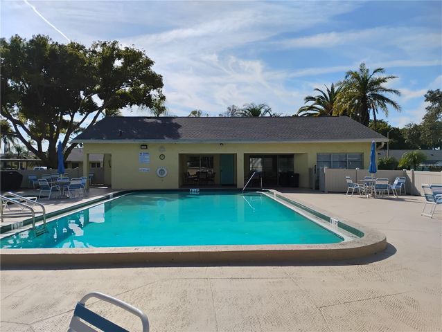 2465 NORTHSIDE DRIVE 1001, Clearwater, FL 33761