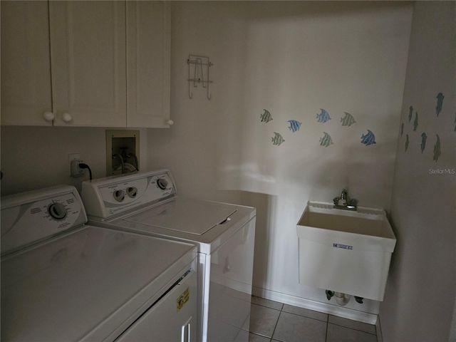 6628 DEERING CIRCLE, Sarasota, FL 34240