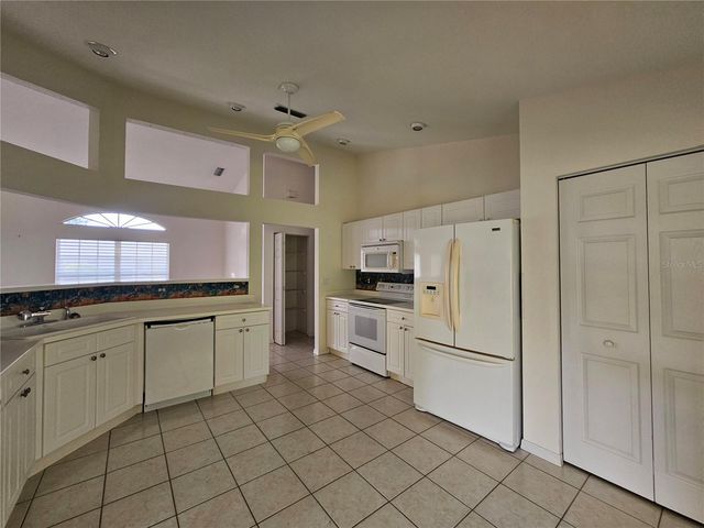 6628 DEERING CIRCLE, Sarasota, FL 34240