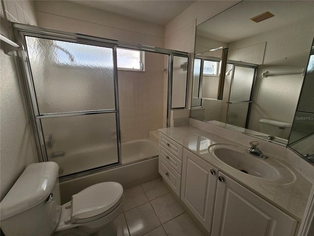 6628 DEERING CIRCLE, Sarasota, FL 34240
