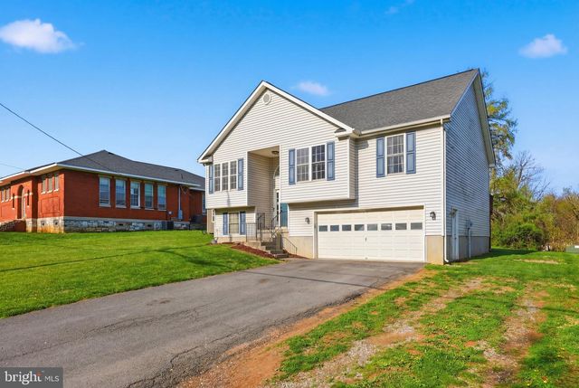 123 4TH ST, Shenandoah Junction, WV 25442