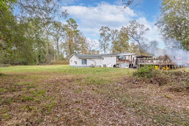 17 W Old Field Drive, Huffman, TX 77336