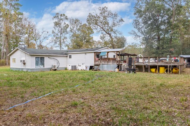 17 W Old Field Drive, Huffman, TX 77336