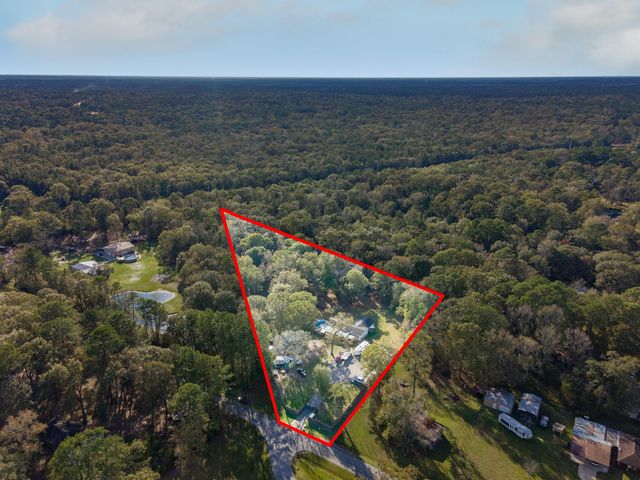 17 W Old Field Drive, Huffman, TX 77336