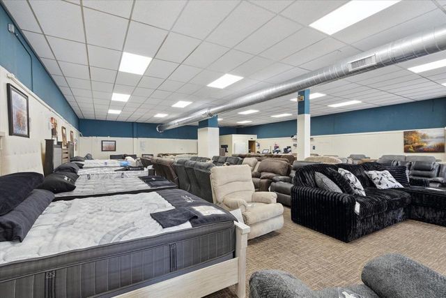 1040 1st Center Avenue, Brodhead, WI 53520
