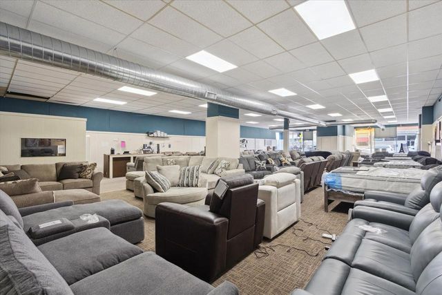 1040 1st Center Avenue, Brodhead, WI 53520