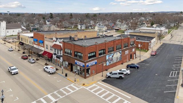 1040 1st Center Avenue, Brodhead, WI 53520