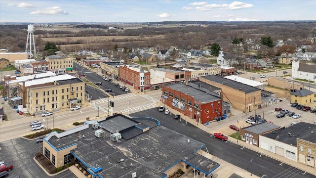 1040 1st Center Avenue, Brodhead, WI 53520