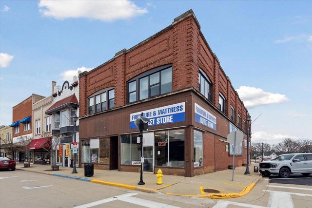 1040 1st Center Avenue, Brodhead, WI 53520