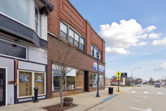 1040 1st Center Avenue, Brodhead, WI 53520