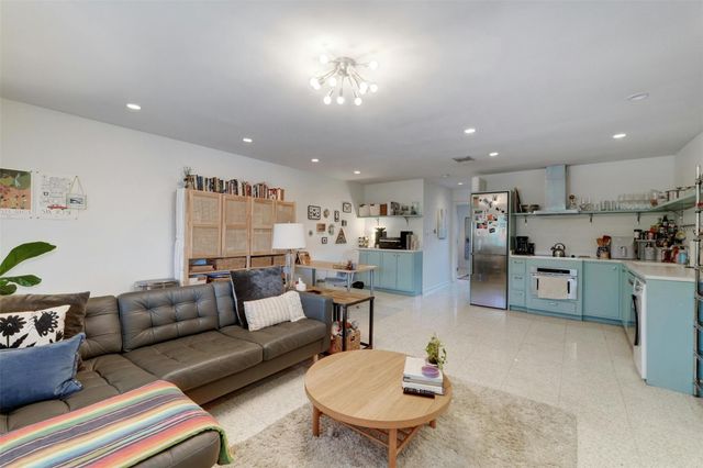 1208 Enfield RD 202, Austin, TX 78703